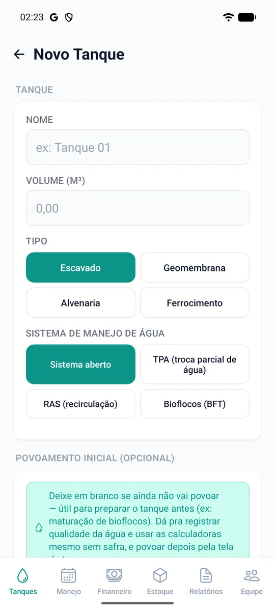 Formulário de novo tanque, com nome, volume em metros cúbicos, tipo e sistema de manejo de água.